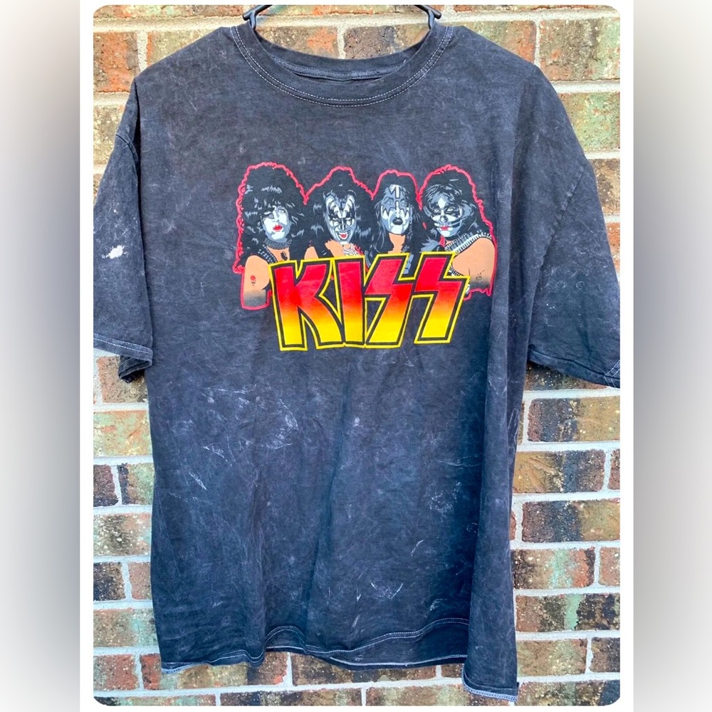 (New) Kiss Rock Band T Shirt Men XL New
